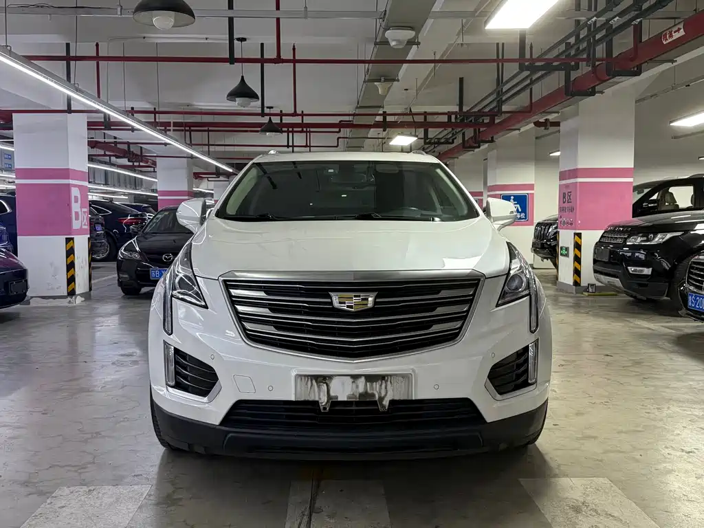 CADILLAC  XT5