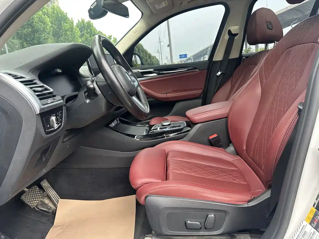 BMW iX3 2024 Lead