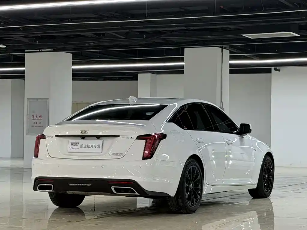 Cadillac CT5 — миниатюра 8