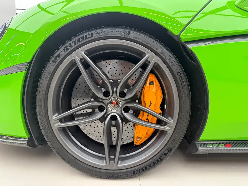 McLaren 570 570S 3.8T Spider, фото 12