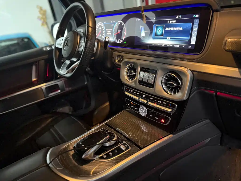 Mercedes-Benz G-Class — миниатюра 13
