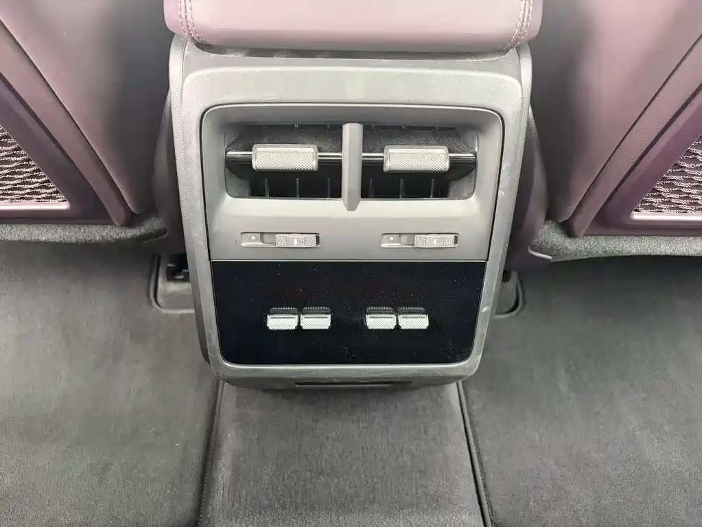 PORSCHE MACAN NEW ENERGY