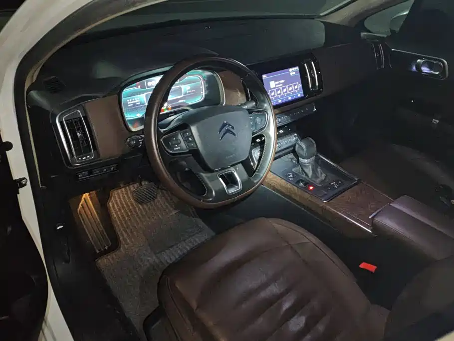 Citroen C6 — миниатюра 12