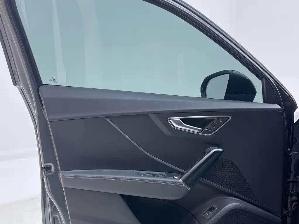 Audi Q2L — миниатюра 15