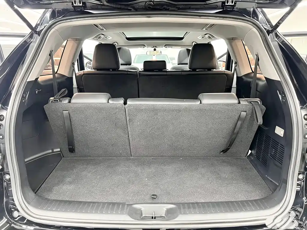 Toyota Highlander — миниатюра 20