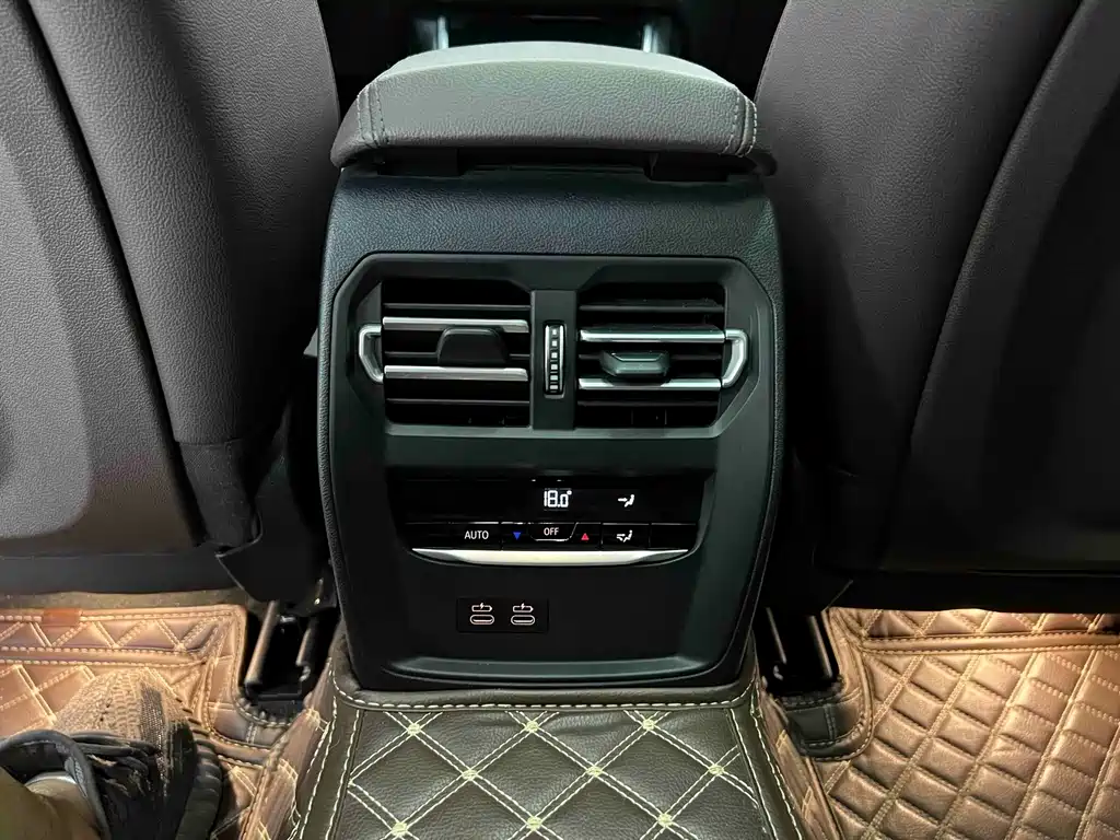 BMW 3 Series — миниатюра 17