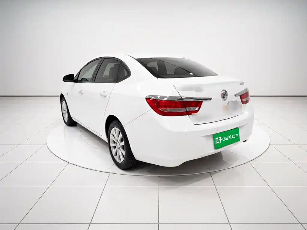 Buick Excelle — миниатюра 4