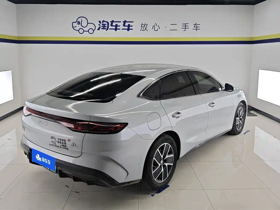 BYD QIN L