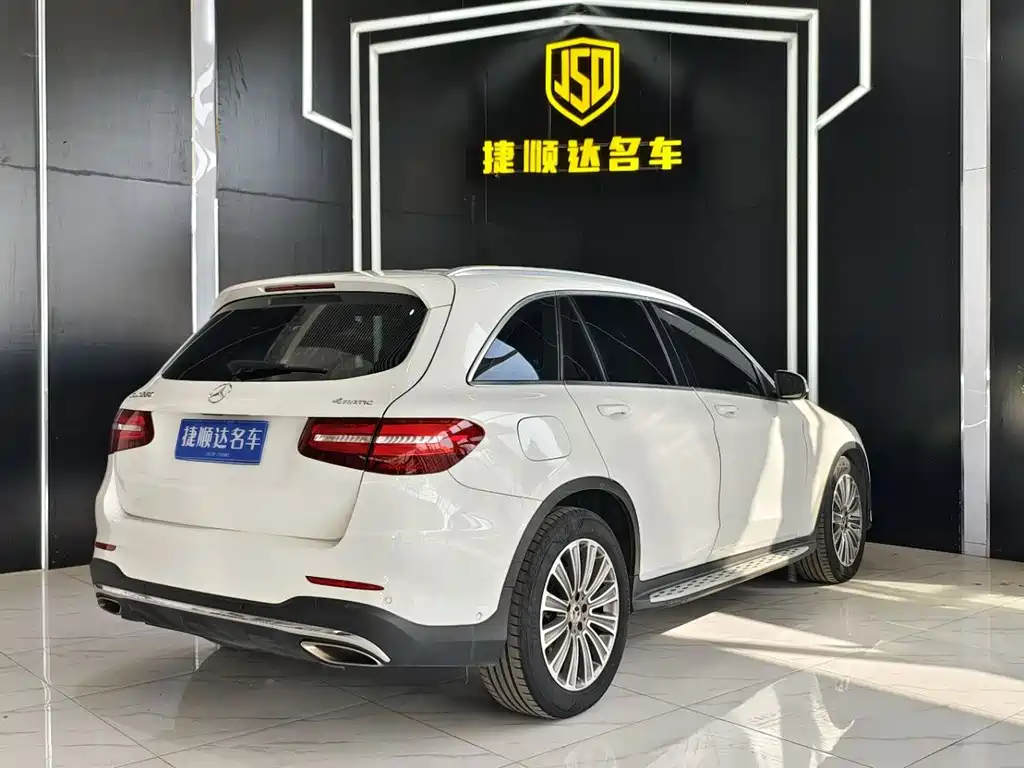 Mercedes-Benz GLC 2017 GLC 260 4MATIC