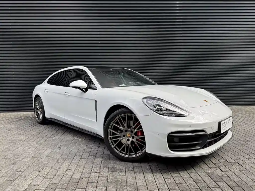 Porsche Panamera — миниатюра 2