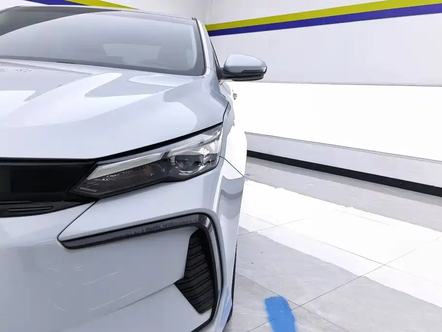 Geely L HiP — миниатюра 5