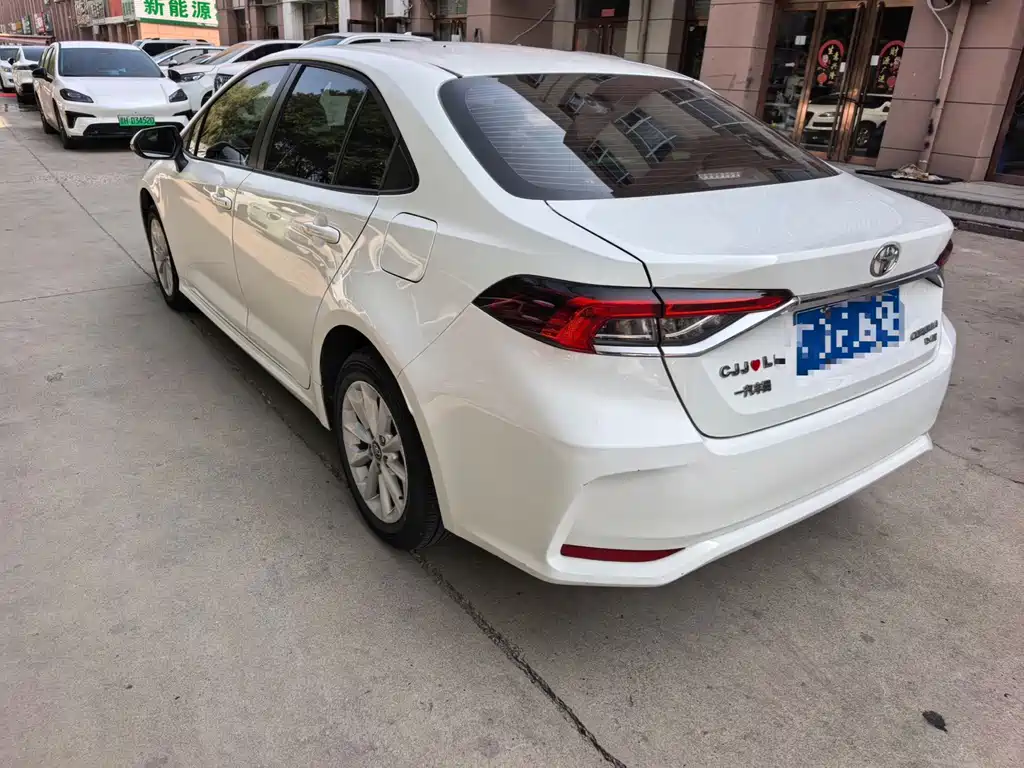 Toyota Corolla — миниатюра 9