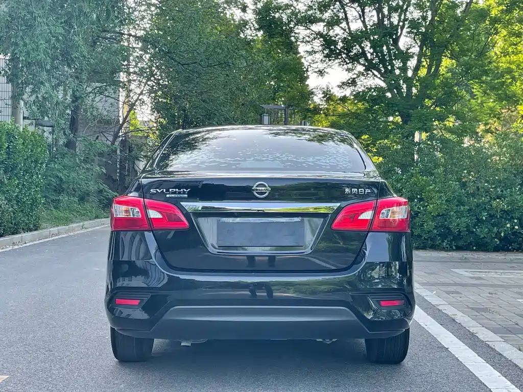Nissan Sylphy — миниатюра 5