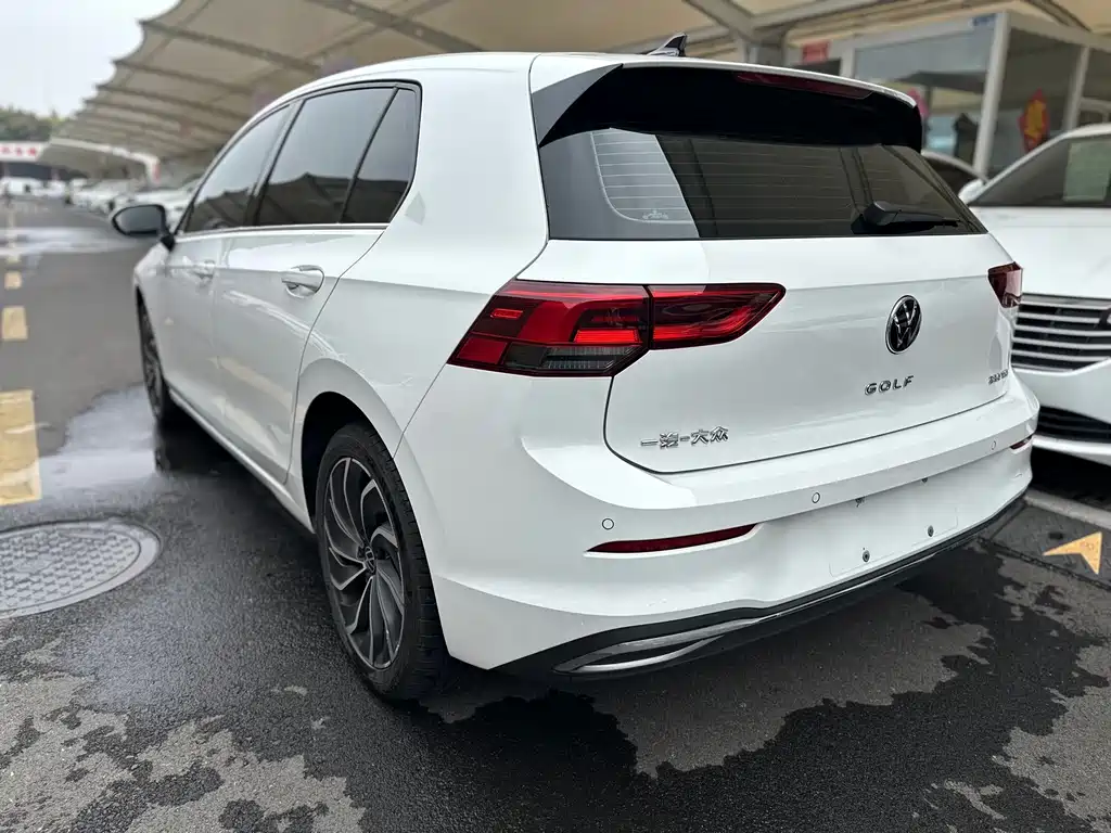 Volkswagen Golf — миниатюра 14