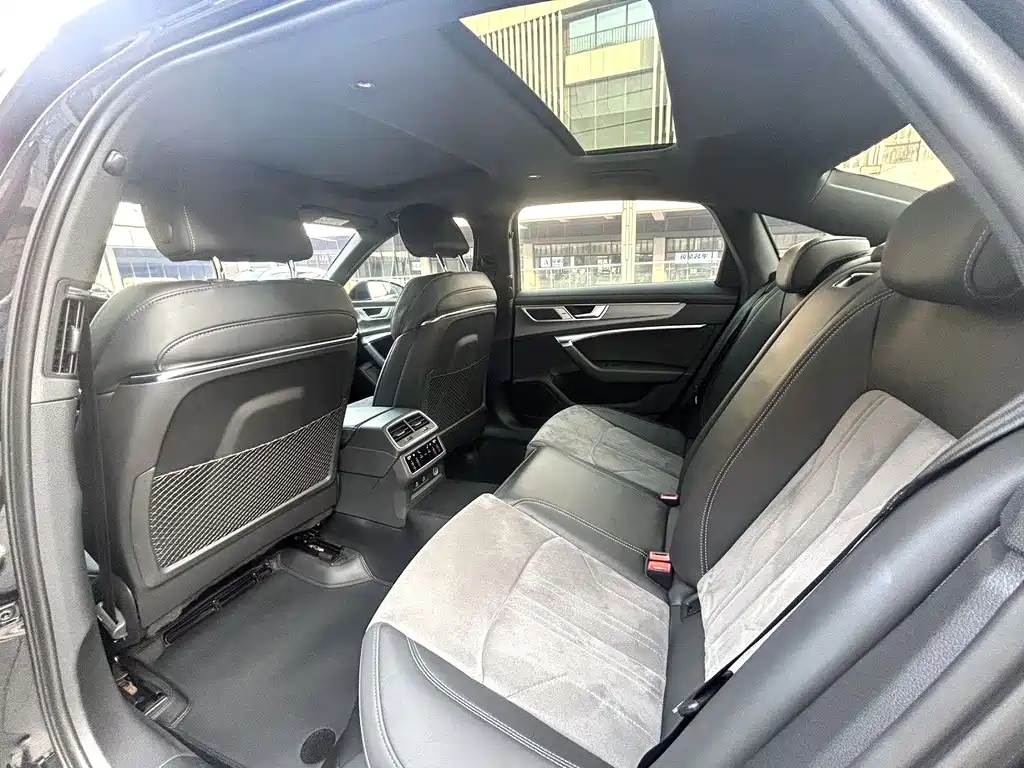 Audi A6L — миниатюра 6