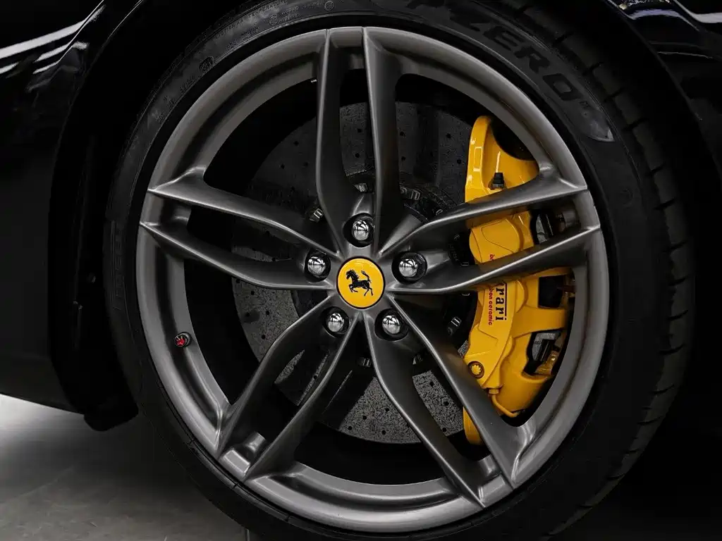 Ferrari 488 — миниатюра 7