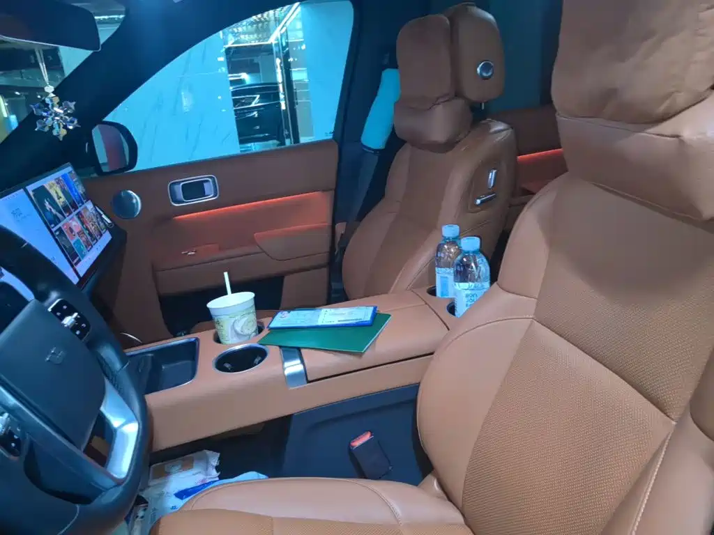 Li Auto Li L8 — миниатюра 16