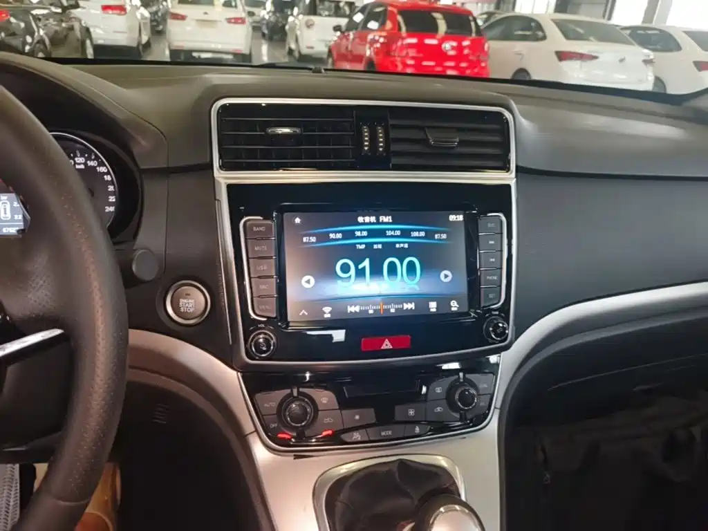 Haval M6 — миниатюра 13
