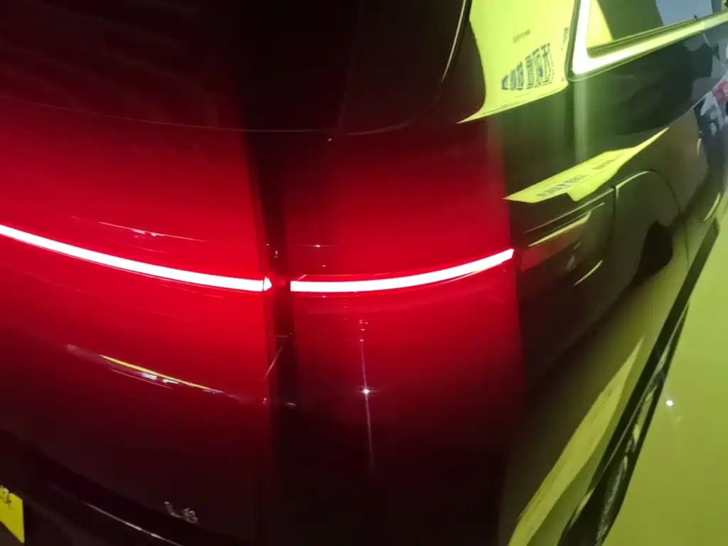 Li Auto Li L8 — миниатюра 8