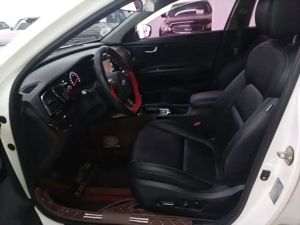 Kia K4 — миниатюра 15