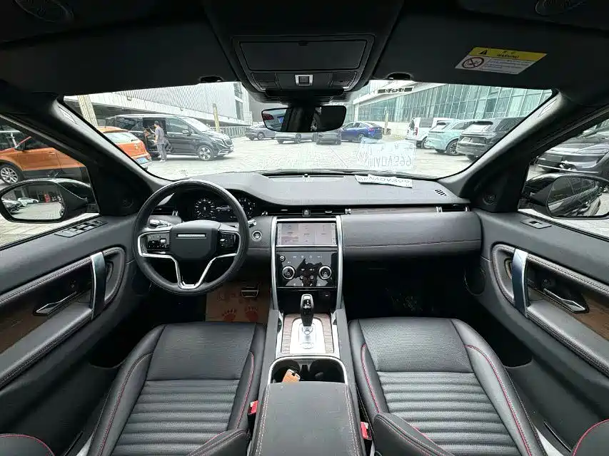 Land Rover Discovery Sport — миниатюра 6
