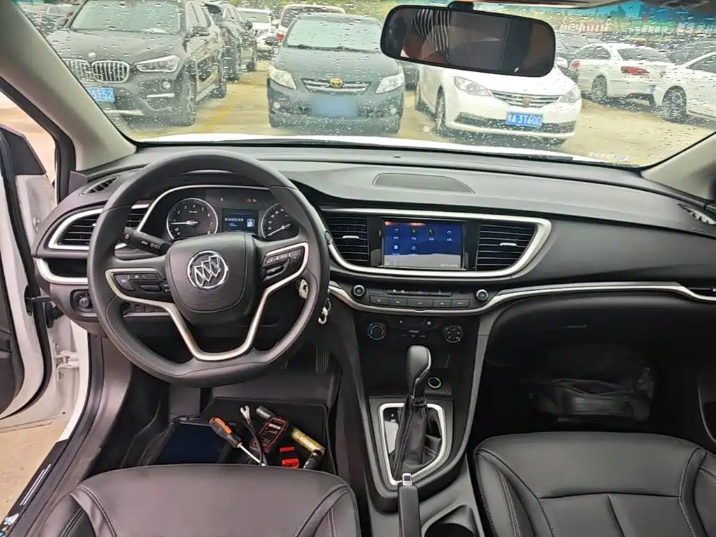 Buick Excelle — миниатюра 10