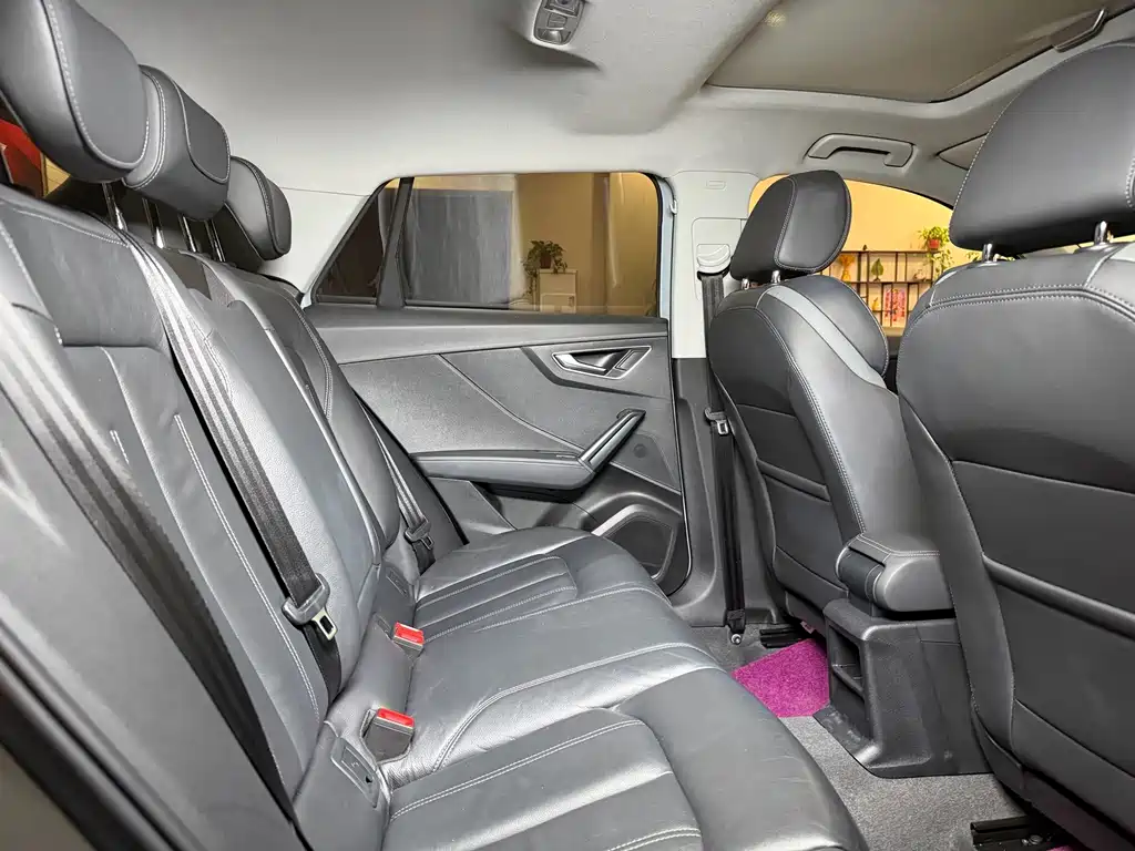 Audi Q2L — миниатюра 15