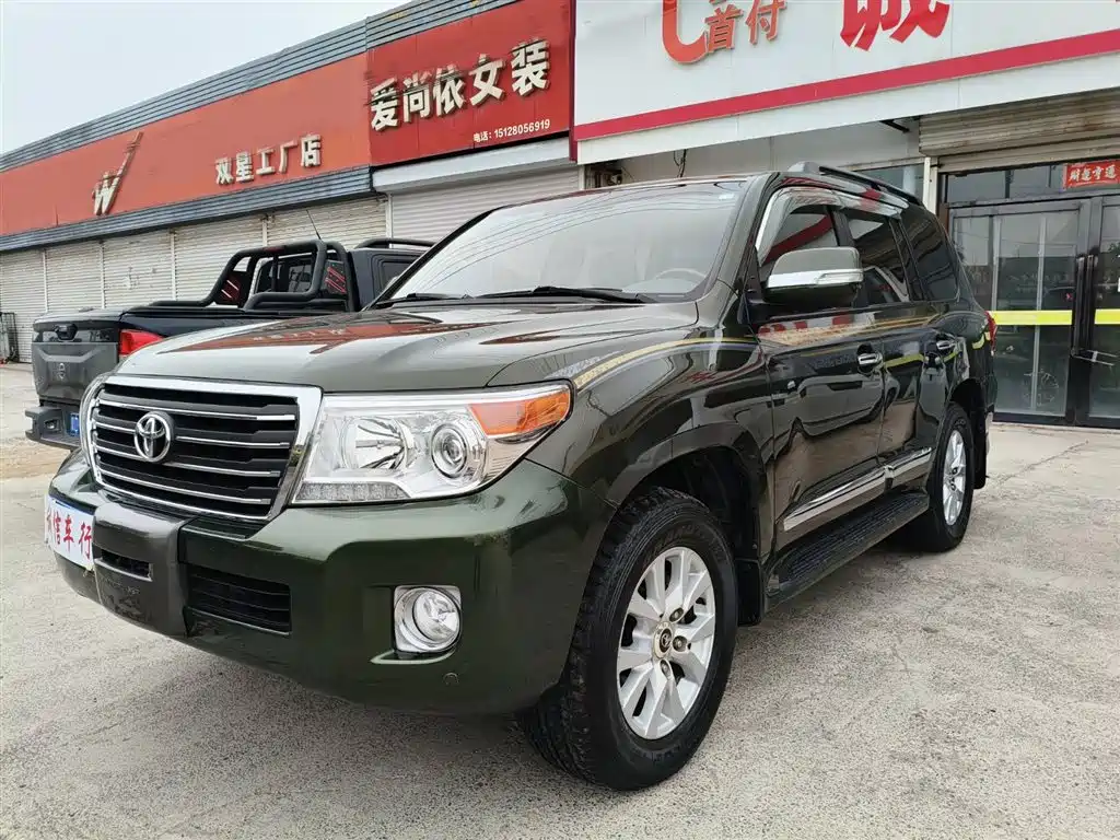 Toyota Land Cruiser 2015