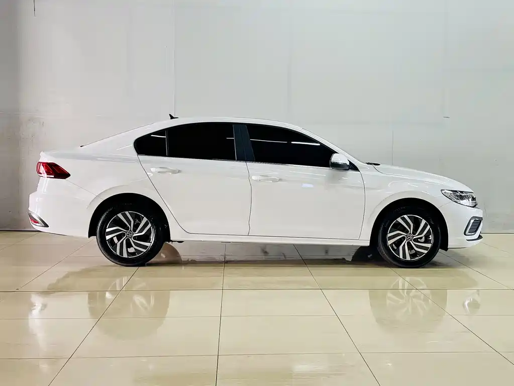 Volkswagen Bora — миниатюра 4
