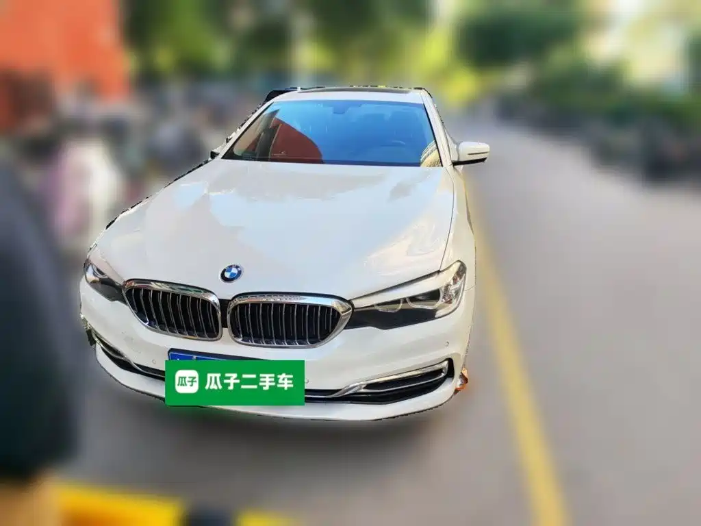 BMW 5 Series — миниатюра 23