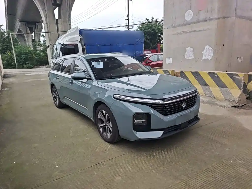 Baojun Valli — миниатюра 4
