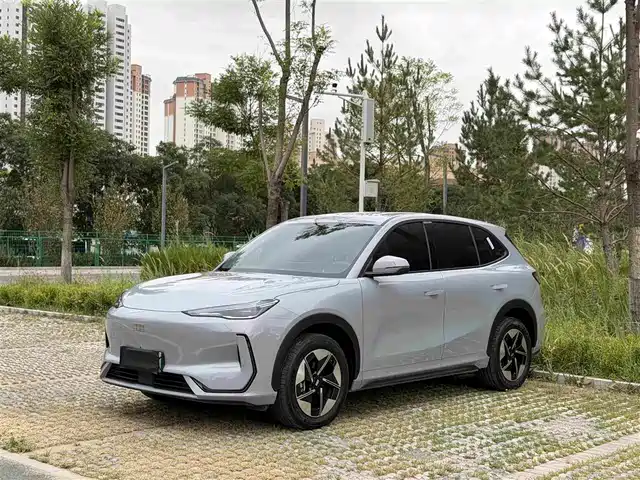 2026 Geely Galaxy E5