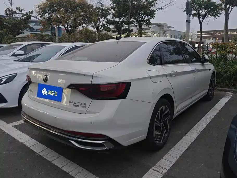 Volkswagen Sagitar — миниатюра 3