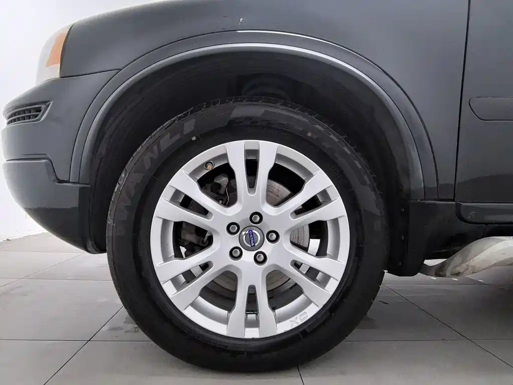 Volvo XC90 — миниатюра 17