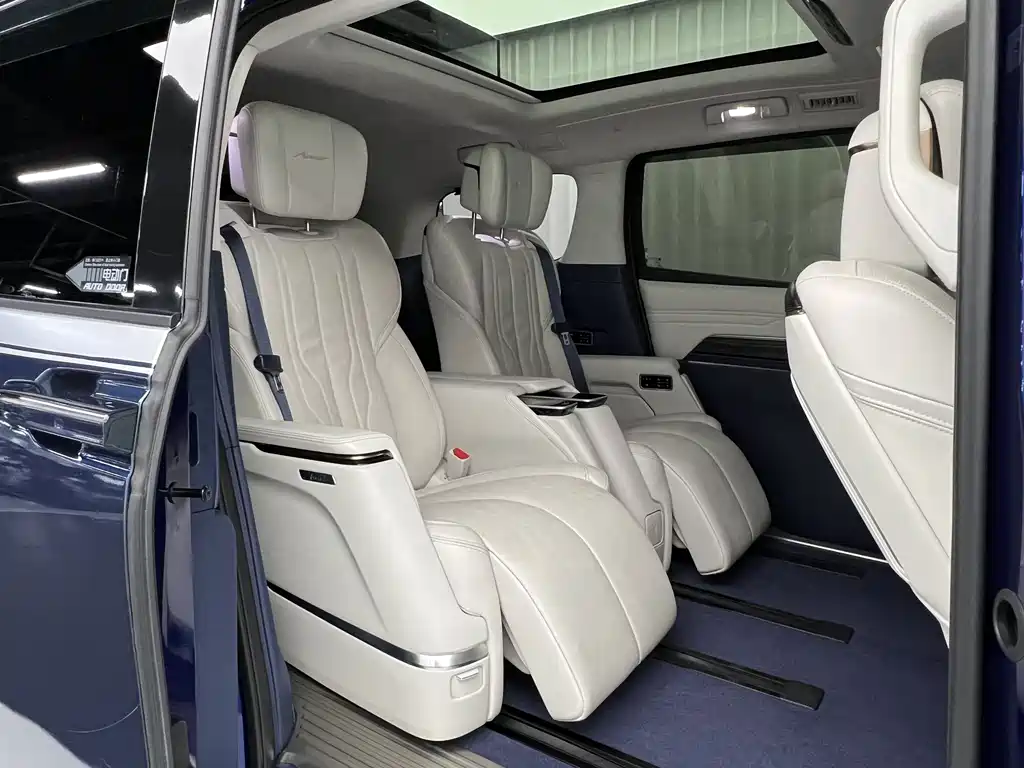 Buick Century 2023 2.0T мест