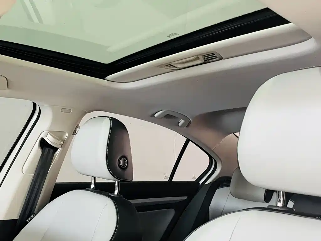 Volkswagen Bora — миниатюра 11