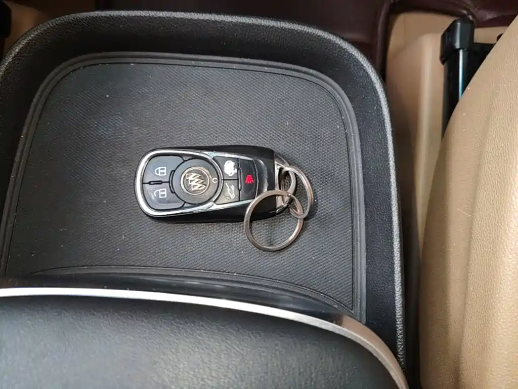 Buick GL8 2018 ES 28T Flagship VI