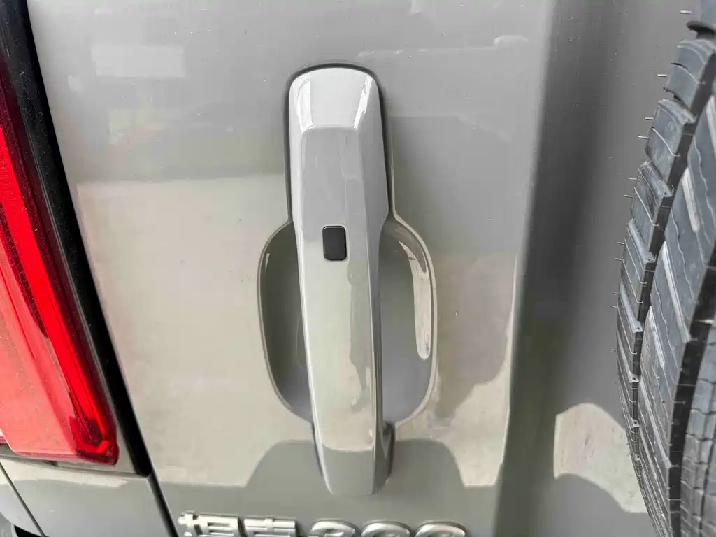 Tank Tank 300 — миниатюра 43