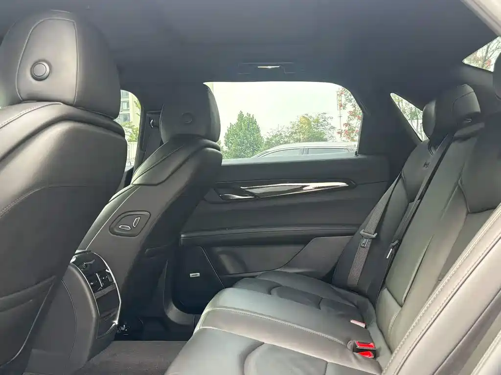 Cadillac CT6 — миниатюра 7