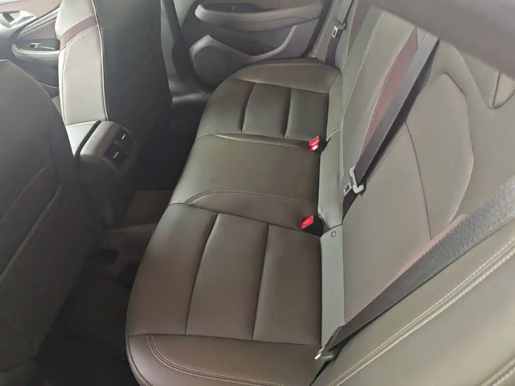 Chevrolet Malibu — миниатюра 17