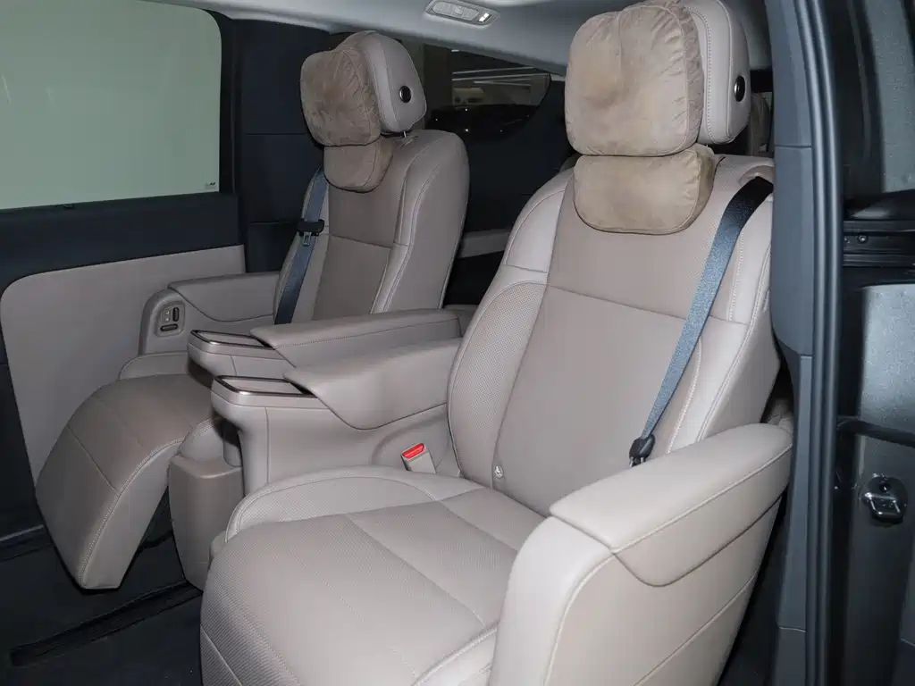 Li Auto Li MEGA — миниатюра 19