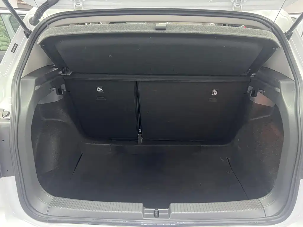 Volkswagen T-Cross — миниатюра 19