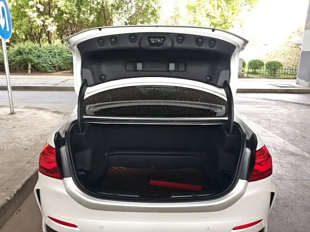 BMW 1 Series — миниатюра 19