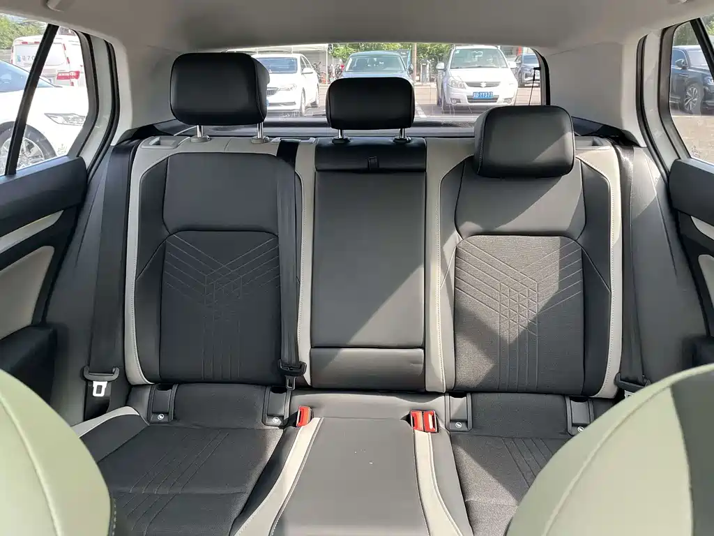 Volkswagen Golf 2021 280TSI DSG Pro