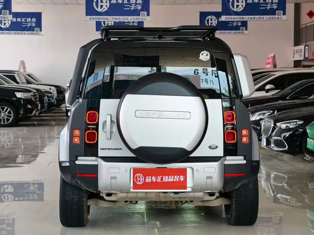 Land Rover Defender — миниатюра 9
