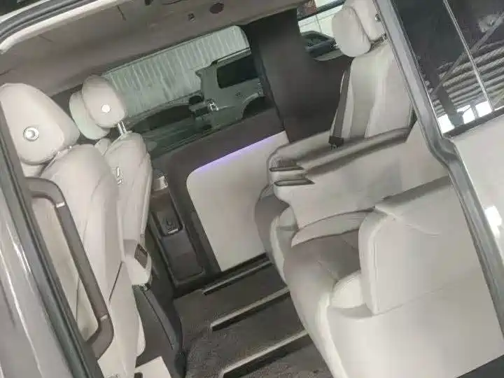 Li Auto Li MEGA — миниатюра 4