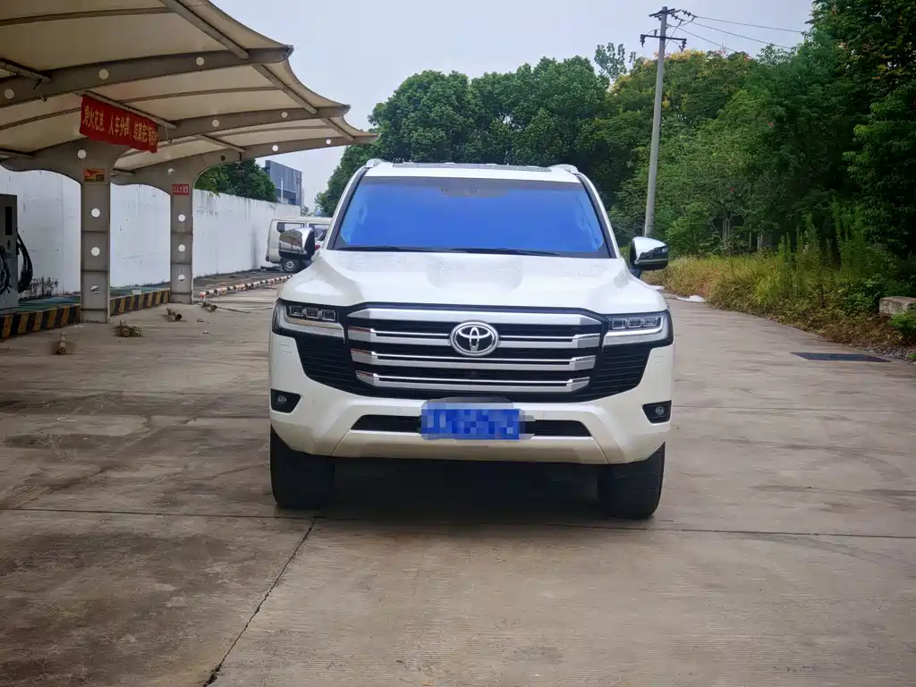 Toyota Land Cruiser — миниатюра 2