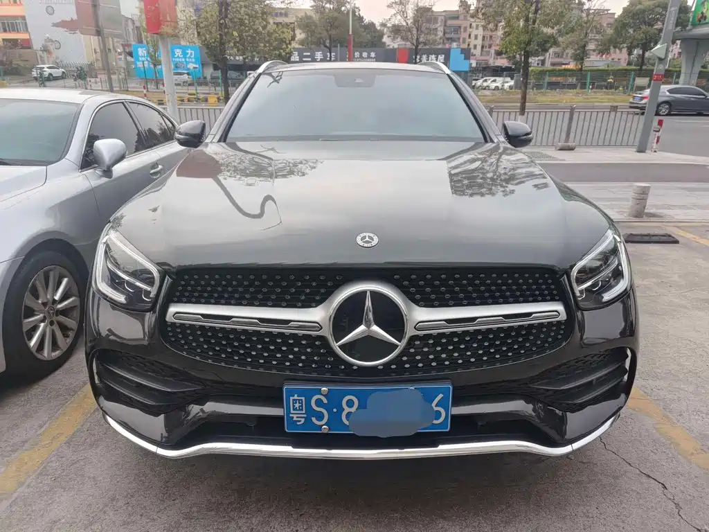 MERCEDES-BENZ GLC