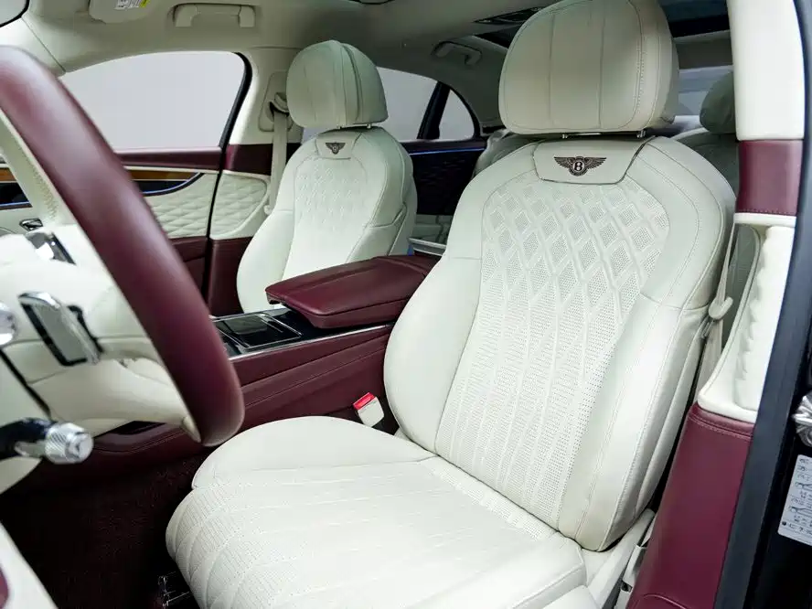 Bentley Flying Spur — миниатюра 12