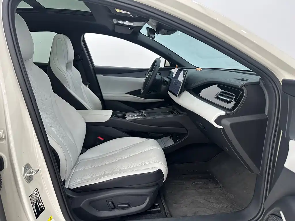 BYD SEAL 06 NEW ENERGY